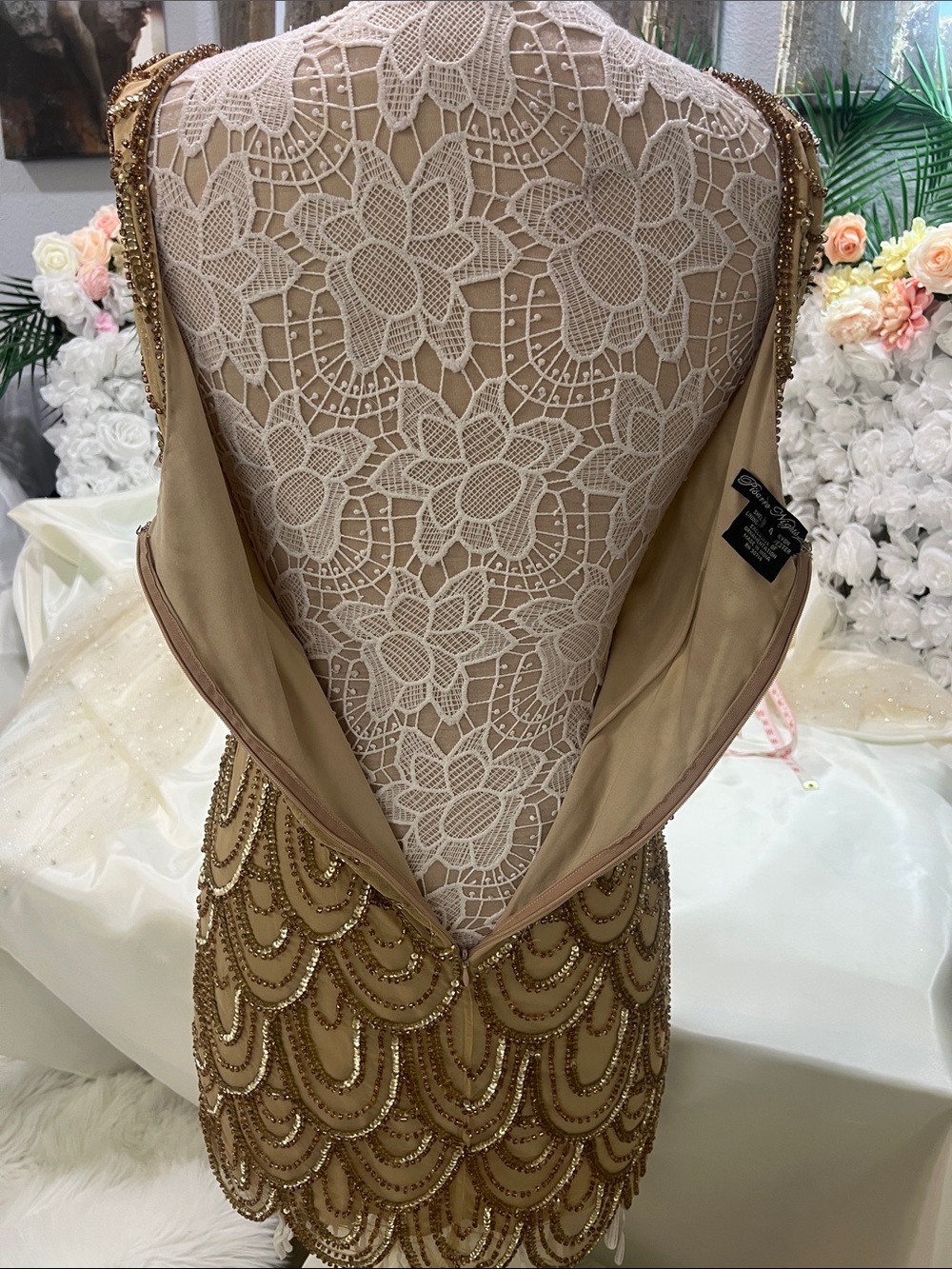 Pisarro Nights Gold Beaded Scallop-Pattern Mini Dress - Picture 10 of 17